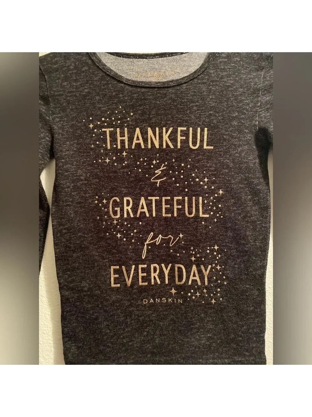 Danskin Girl’s Shirt, Size 8, Grey Charcoal Black “Thankful, Grateful, Everyday”